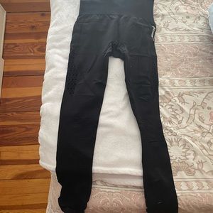 Black gym shark leggings